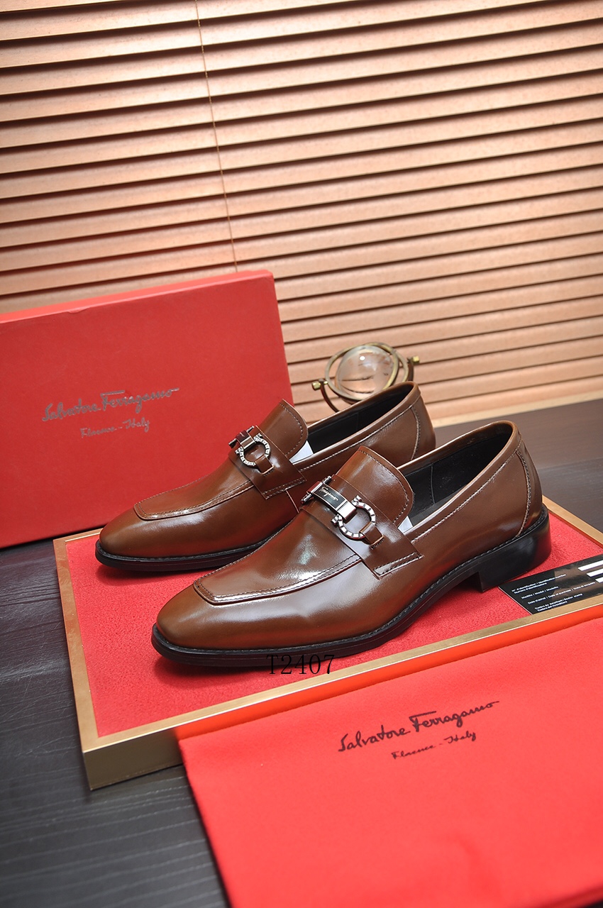 Ferragamo sz38-44 214